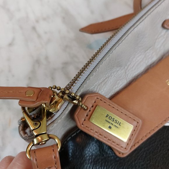 Fossil Women's Tan and Black Patches Leather Crossbody Bag - Picture 6 of 10